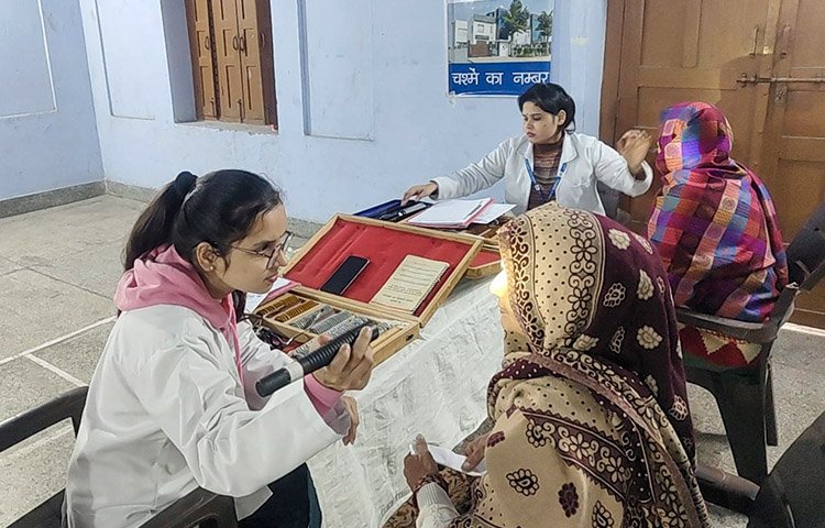 Free Eye Check-up and Cataract Operation, Organised by Lions Club Delhi Naya Bazar